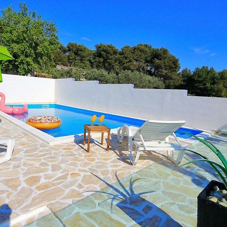 Apartment And Pool Nika Bibinje Esterno foto