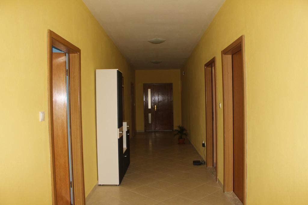 Apartment And Pool Nika Bibinje Esterno foto